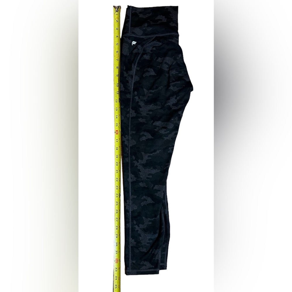 Fabletics Powerhold High Rise Camo Leggings Women's Size Medium